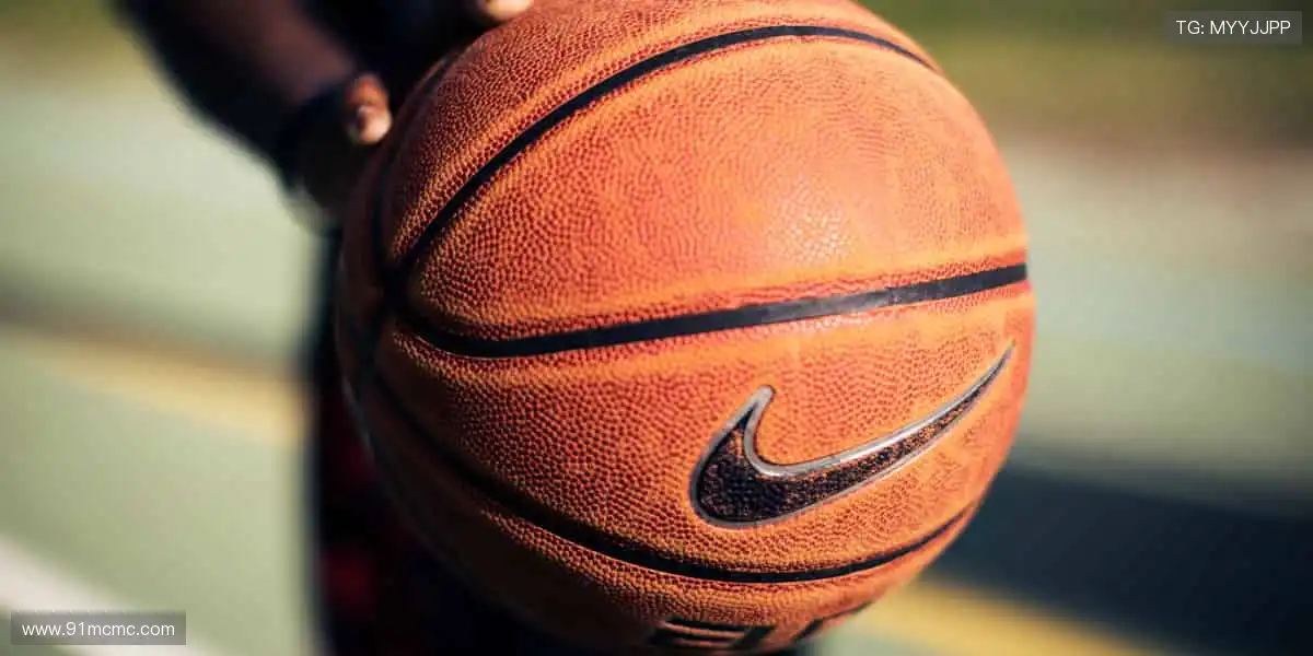 随时随地，直击赛场！📱🎯